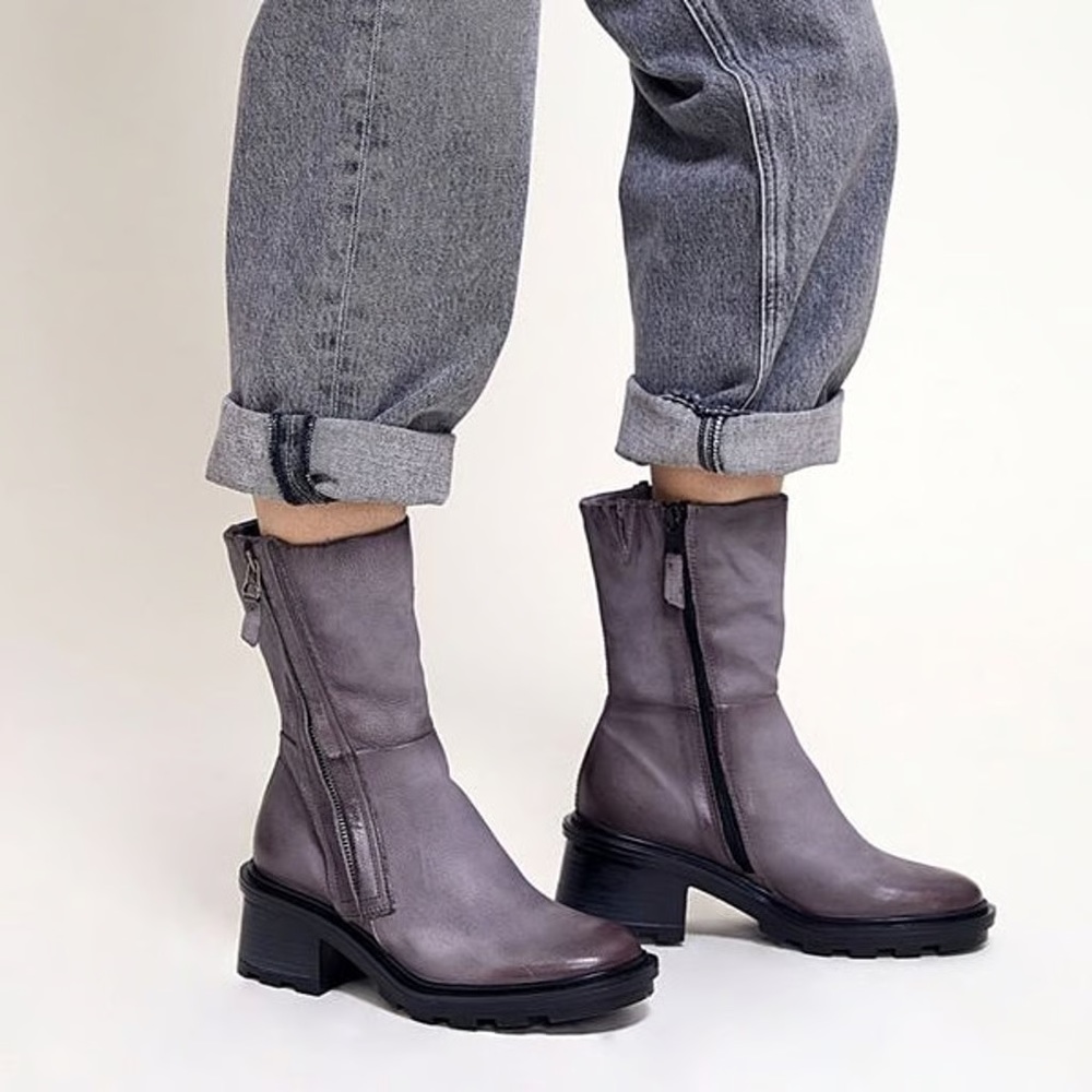 Miz Mooz Rocco Combat Boot In Concrete